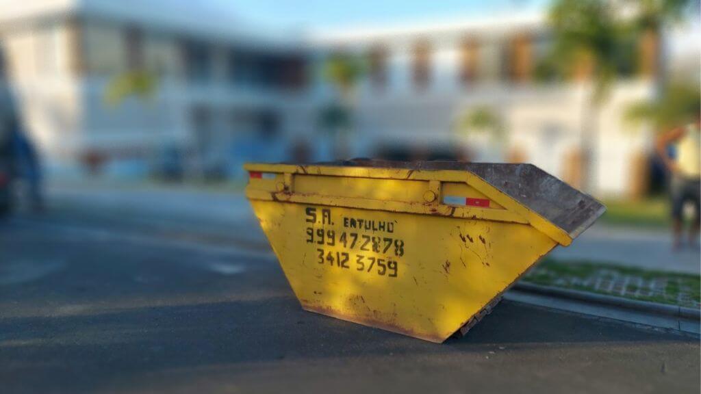 Descarte De Resíduos No Bairro Imbuí, Salvador